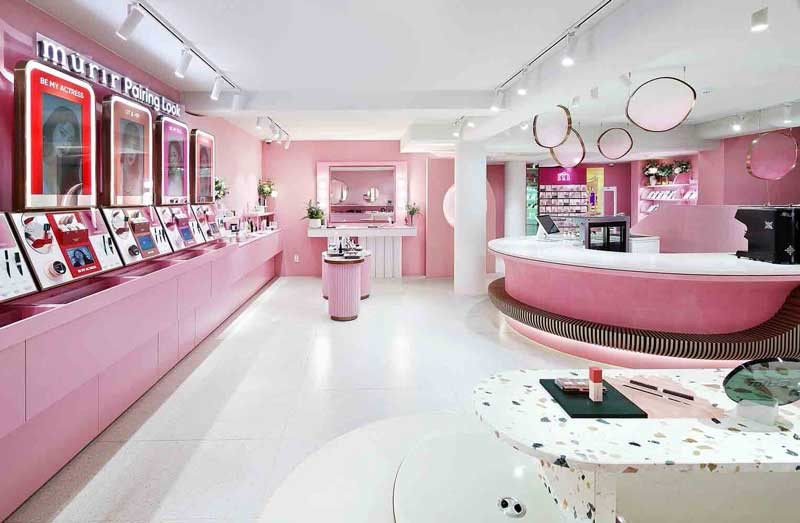 Mẫu shop mỹ phẩm hiện đại của Chị Mai tại Quận 3 Mẫu shop mỹ phẩm hiện đại của Chị Mai tại Quận 3