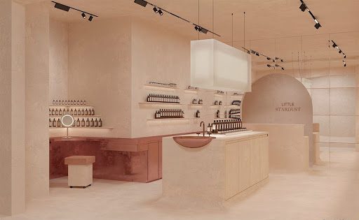 Mẫu thiết kế showroom mỹ phẩm đẳng cấp của Chị Oanh tại Quận 11