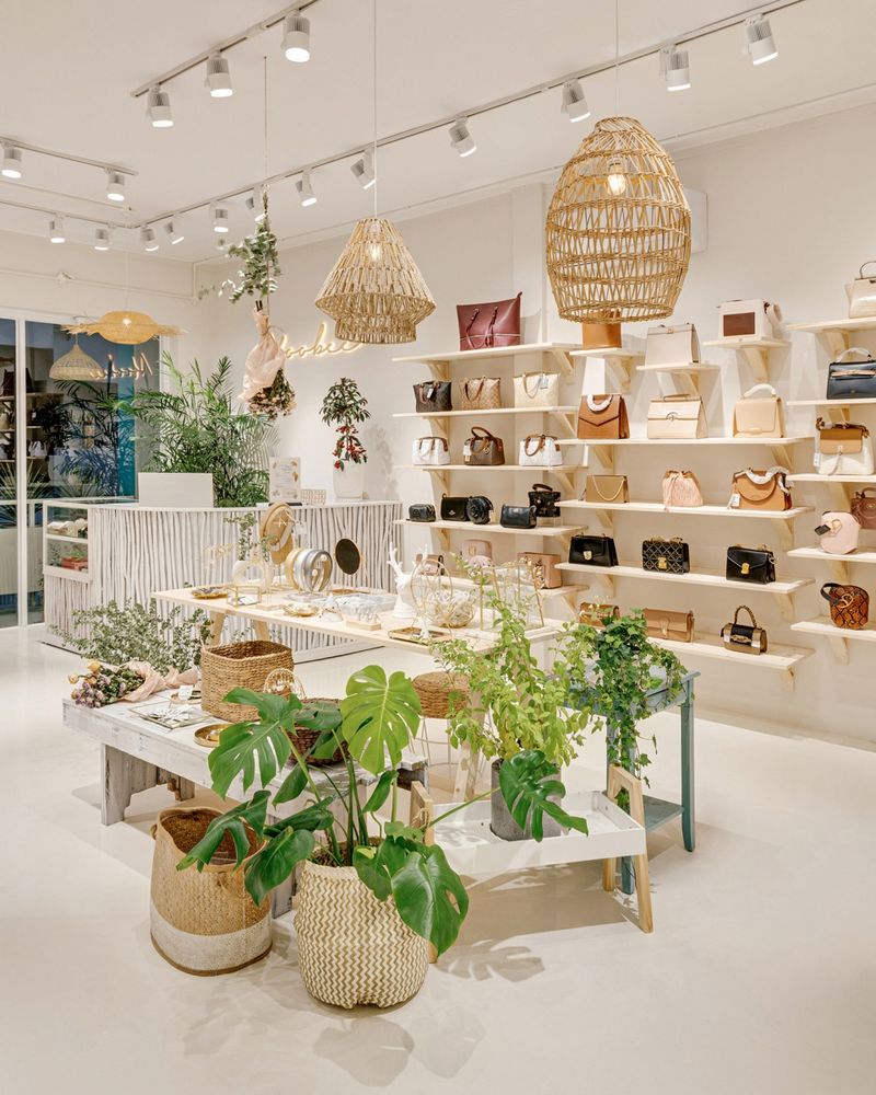 Thiết kế shop thời trang nữ Dễ thương Thiết kế shop thời trang nữ Dễ thương