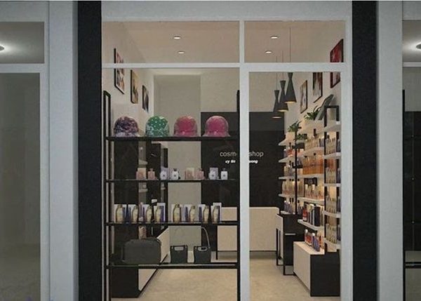 Dưới đây là thêm 10 tiêu đề khác để bạn tham khảo: