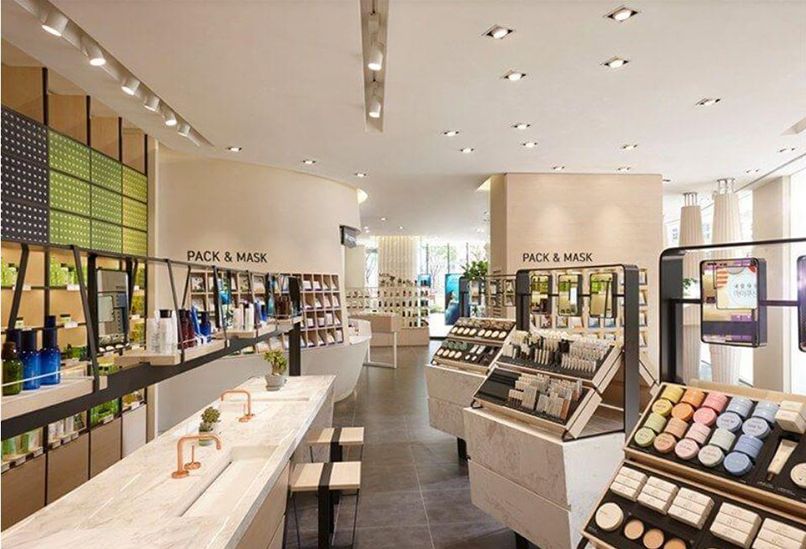 Mẫu shop mỹ phẩm nhỏ xinh của Chị Thu tại Quận Tân Bình Mẫu shop mỹ phẩm nhỏ xinh của Chị Thu tại Quận Tân Bình