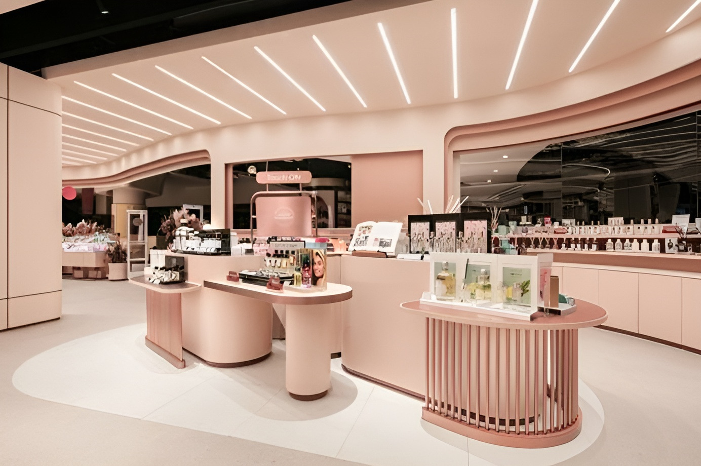 Mẫu thiết kế shop nước hoa sang trọng của Chị Mai tại Quận 3, Thành phố Hồ Chí Minh Mẫu thiết kế shop nước hoa sang trọng của Chị Mai tại Quận 3, Thành phố Hồ Chí Minh