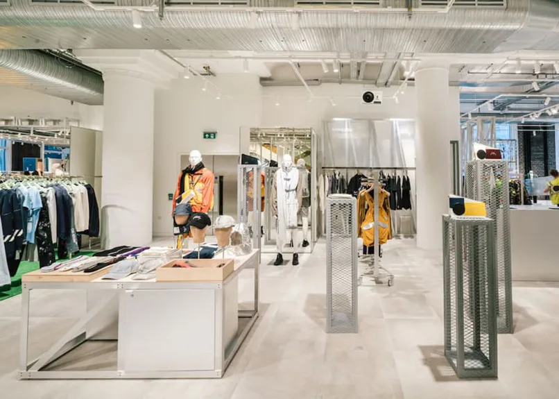 Mẫu shop quần áo nam cao cấp của Anh Cường tại Quận 6 Mẫu shop quần áo nam cao cấp của Anh Cường tại Quận 6