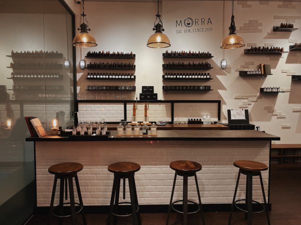 Mẫu thiết kế shop nước hoa cao cấp của Chị Hồng tại Quận 1