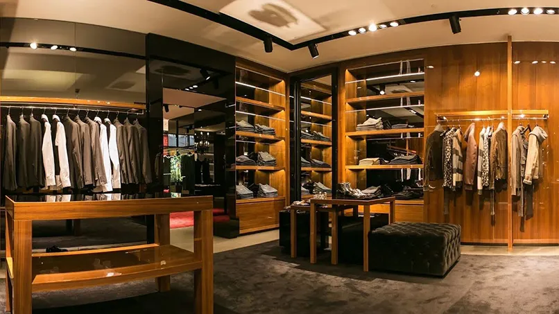 Mẫu thiết kế shop quần áo thời trang nam cao cấp của Anh Huy tại Quận 1 Mẫu thiết kế shop quần áo thời trang nam cao cấp của Anh Huy tại Quận 1