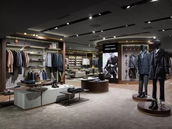 Mẫu thiết kế showroom quần áo vest nam của Anh Tuấn tại Quận 11