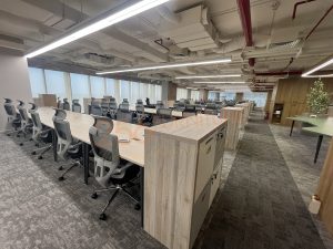 32 Hệ thống bàn ghế làm việc văn phòng công ty Thủ Đức | Trọng Design