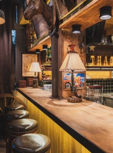 7 Thiết kế thi công trọn gói quán hầm rượu kiểu cao bồi Texas tại Thảo Điền | Trọng Design