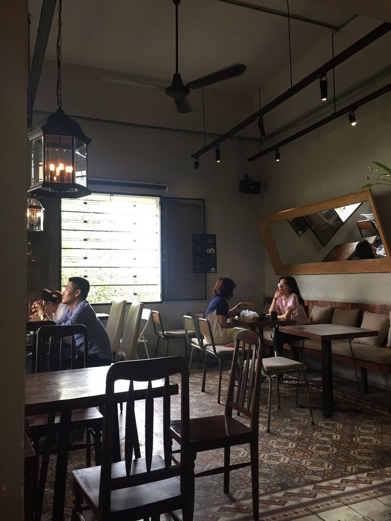 Bâng Khuâng Café