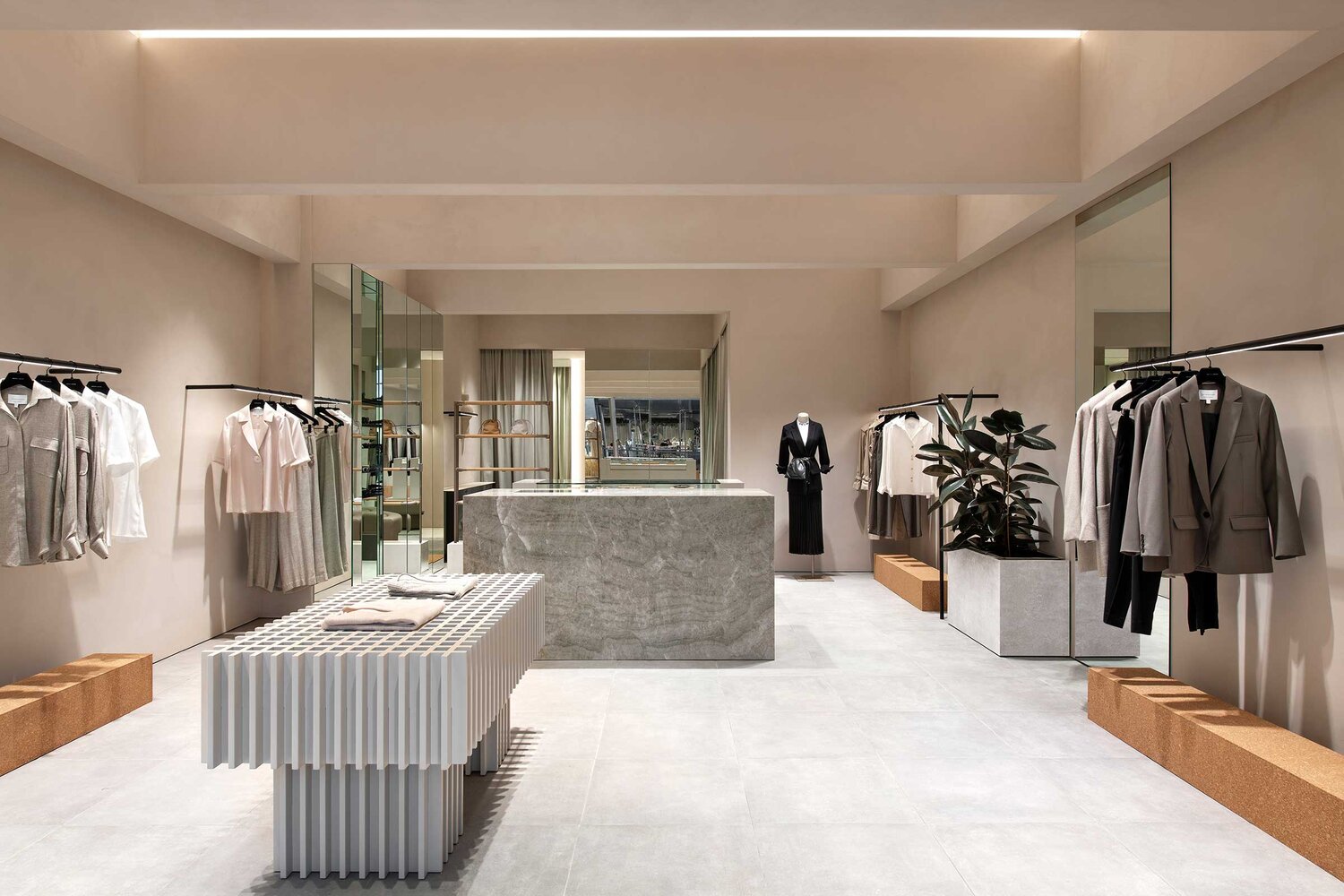Chi phí thiết kế và thi công shop thời trang trọn gói là bao nhiêu? Chi phí thiết kế và thi công shop thời trang trọn gói là bao nhiêu?