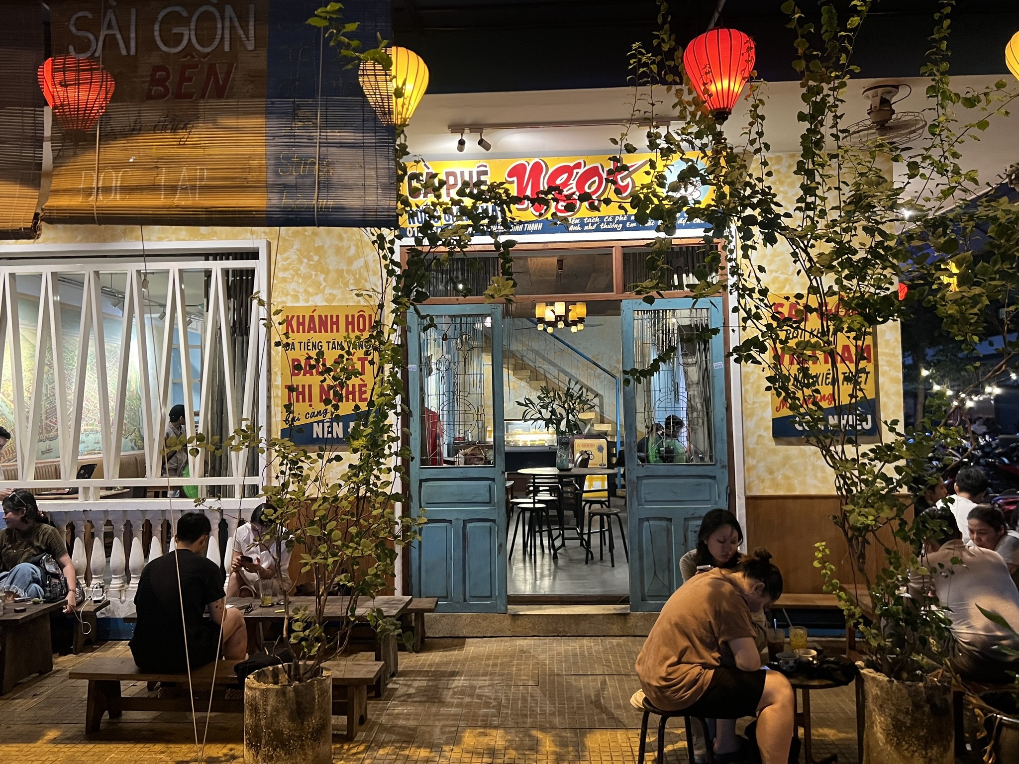 Ngọt cafe