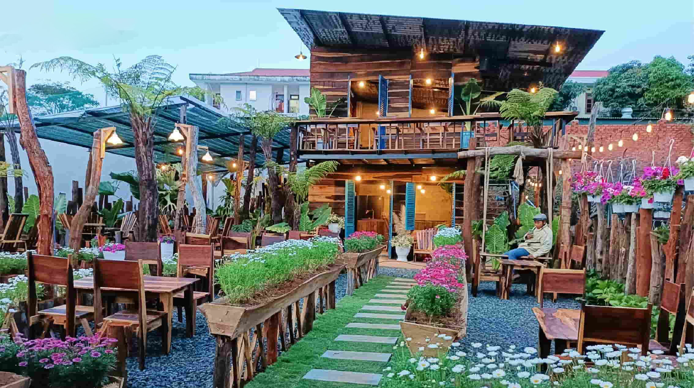 Quán Cà Phê Sân Vườn Của Chị Vy Quán Cà Phê Sân Vườn Của Chị Vy