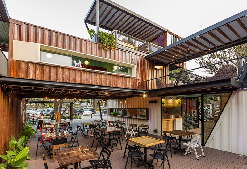 Quán cafe và nhà hàng của Chị Hoài Quán cafe và nhà hàng của Chị Hoài