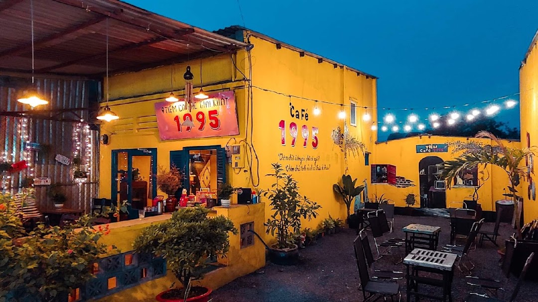 1995 Cafe 1995 Cafe