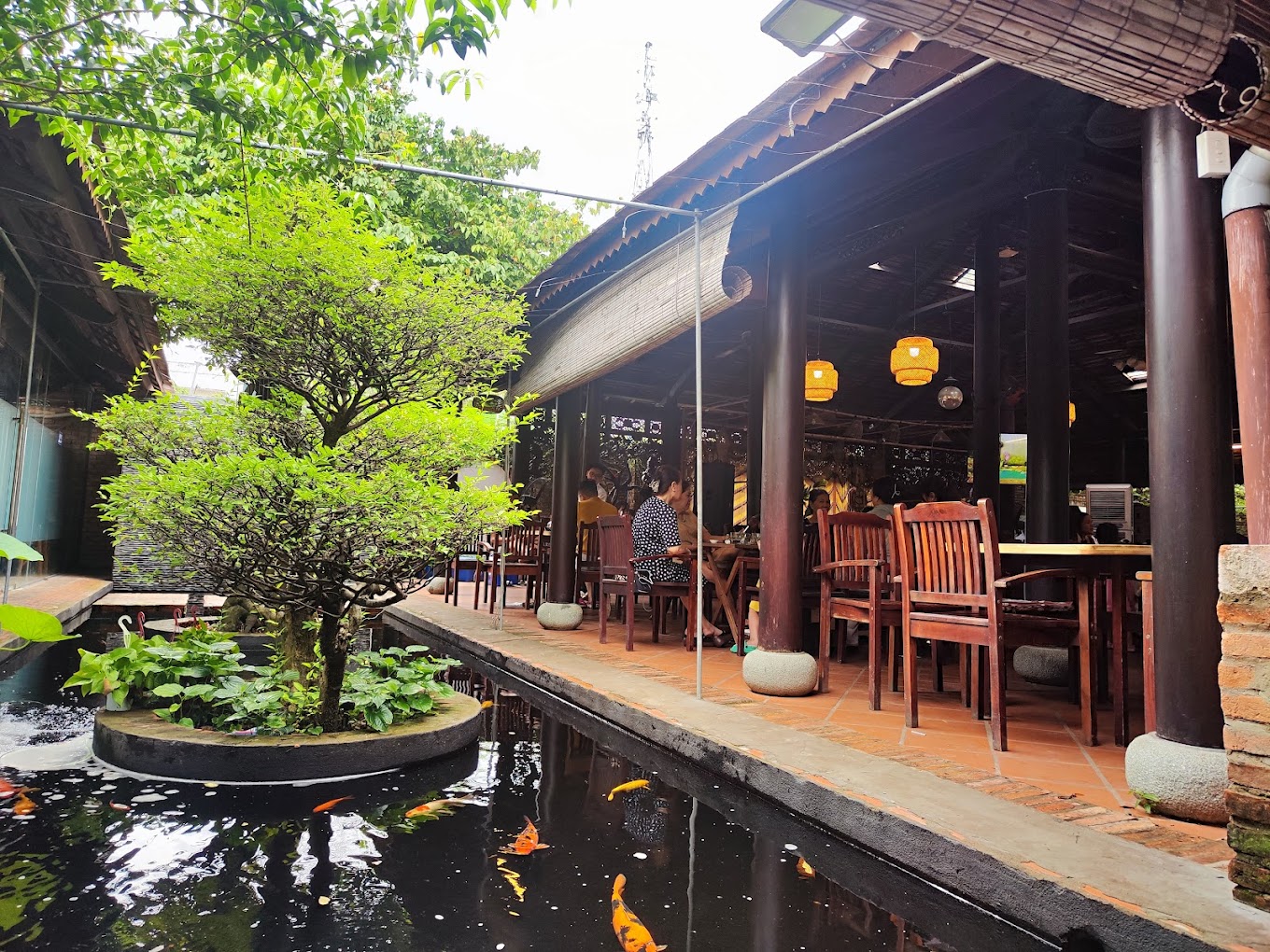 Nhà Cổ Dáng Xưa Nhà Cổ Dáng Xưa
