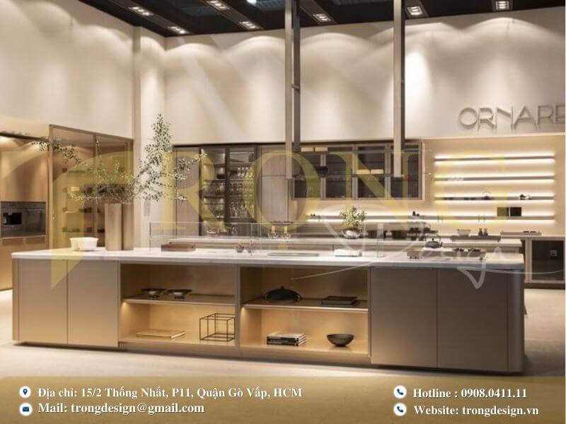 Bếp đen sang trọng, đảo bếp kiêm bàn ăn.