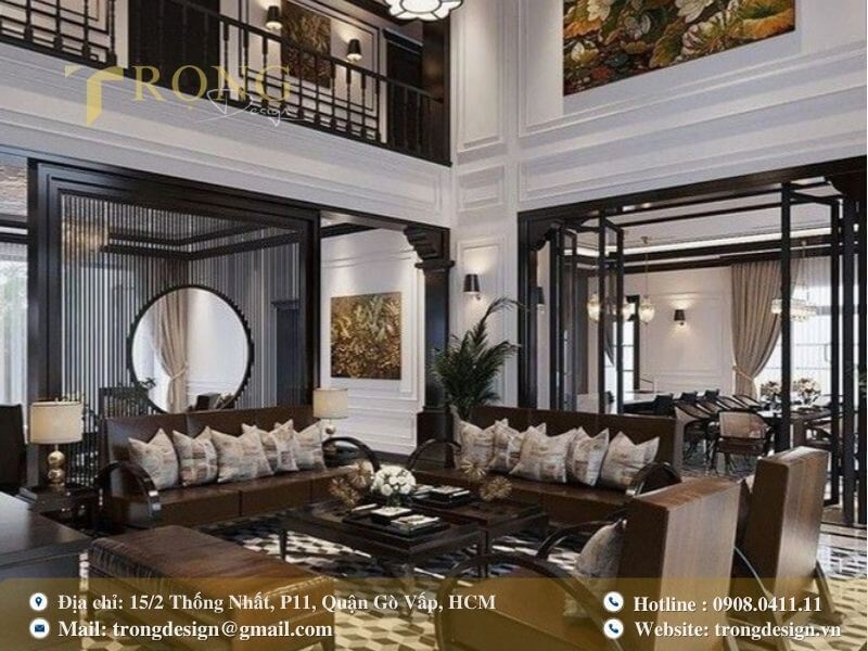 Phòng khách Đông Dương với tranh hoa sen đậm chất Á Đông.