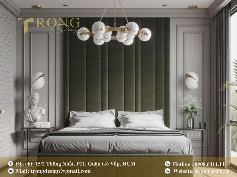 Phòng ngủ sử dụng gam màu xanh rêu, tạo cảm giác tươi mới và thư thái