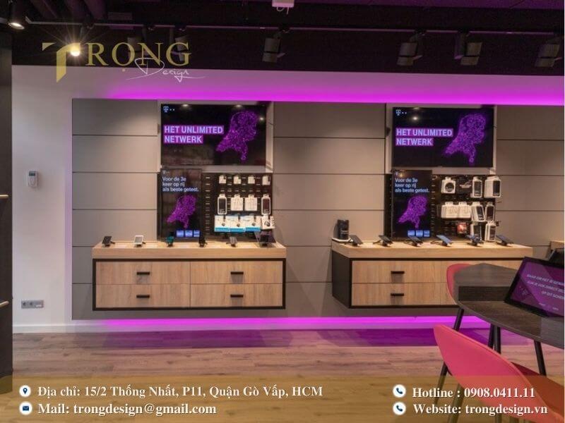Cửa hàng viễn thông với thiết kế tông gỗ hiện đại và ánh sáng LED neon ấn tượng.