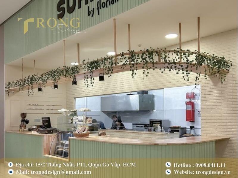 Thiết kế trẻ trung, tươi tắn với tông màu xanh bạc hà và cây xanh.