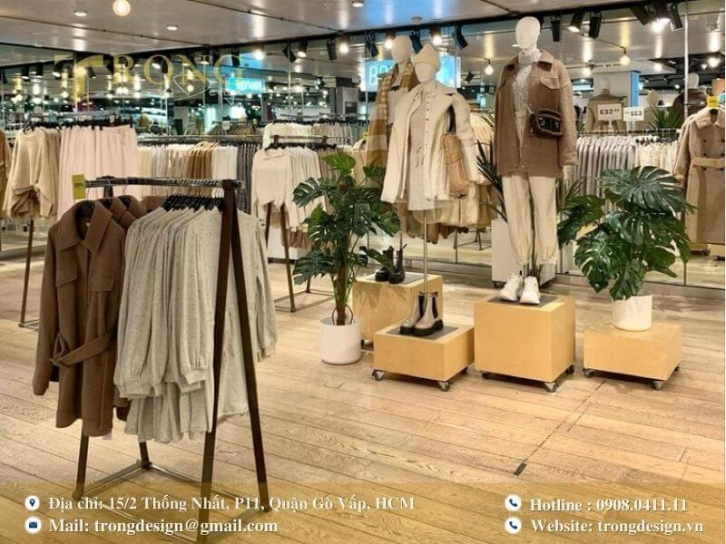 Cửa hàng thời trang tối giản với các thiết kế tông màu be và vật liệu tự nhiên.