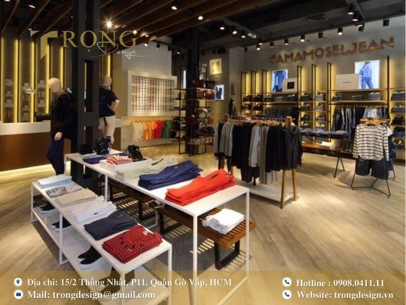 Cửa hàng thời trang năng động với phong cách công nghiệp hiện đại.