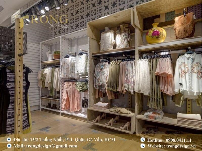 Phong cách bohemian lãng mạn, với trang phục nữ tính và họa tiết hoa.